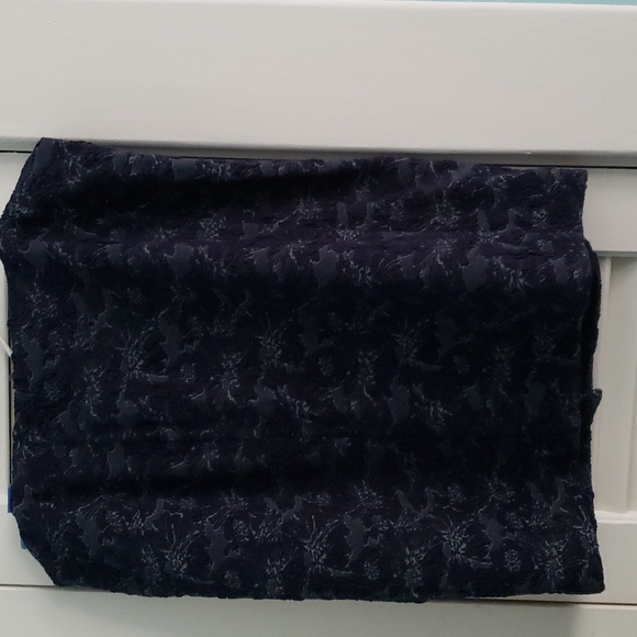 Lysse Pencil Skirt - Picture 1 of 7